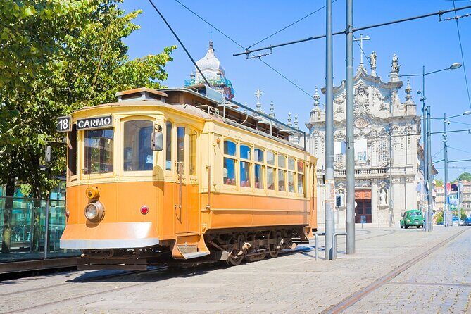 Porto: City Walk with Audio Guide in 7 Languages on your Phone - Who Should Consider This Tour?