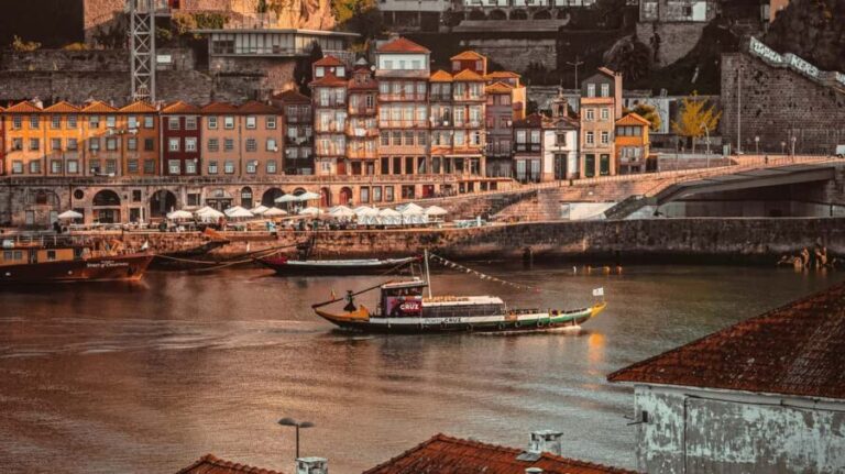 Porto: Explore 6 Iconic Bridges on an Authentic Rabelo Boat - Is It Worth the Price?