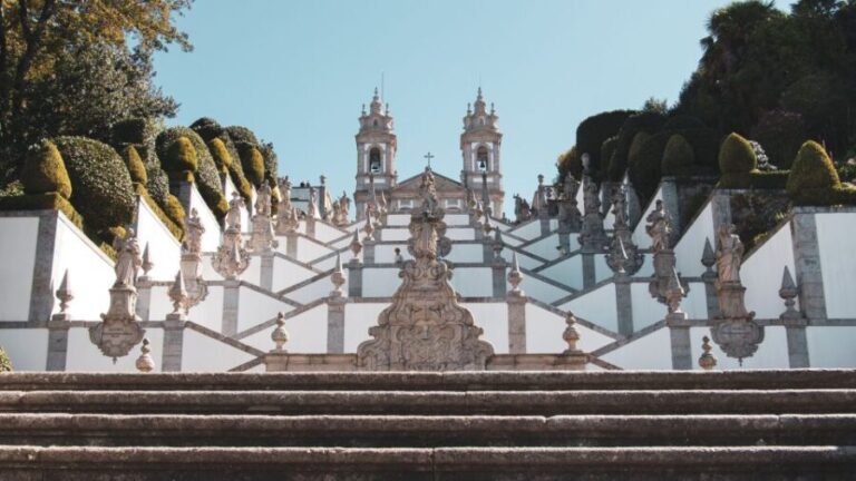 Porto: Guimarães & Braga Tour with Entry Tickets and Lunch - Visiting Guimarães: Portugal’s Cradle