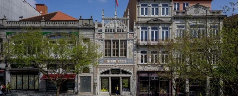 Porto: Livraria Lello Entry Ticket & Foundation Option - Key Points