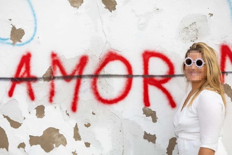 Porto: Photo sessions in Porto for groups or individuals. - The Itinerary Breakdown