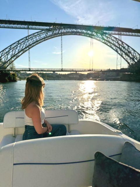 Porto PRIVATE Boat Tour: 6 Bridges, River Mouth & SUNSET - The Experience in Detail