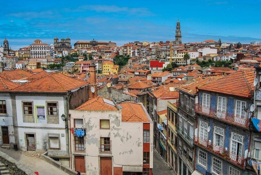 Porto: Private & Customizable Trip to Santiago de Compostela - Exploring Santiago de Compostela