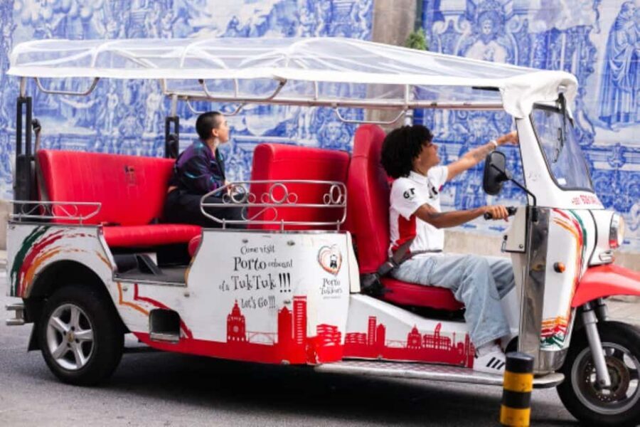 Porto: Private Tuk Tuk Tour in Porto's Historic Center - The Stops and Sights