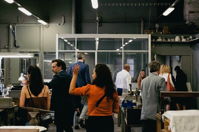 PORTO: Tour to the world of silver in a century-old workshop - The Shop and Buying Opportunities