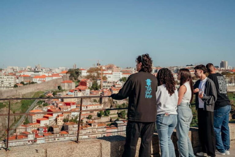Porto Tuk Tuk Tour: Clérigos, Scenic & Viewpoints - 1H to 4H - Exploring the Porto Tuk Tuk Experience