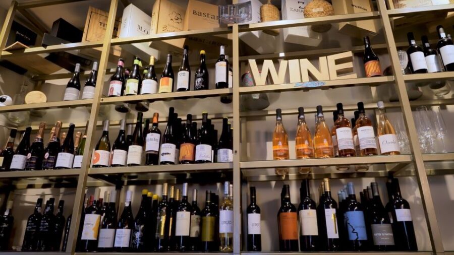 Porto: Wine Tour & One Hour Fado Show | All Included - What’s Included and What to Consider