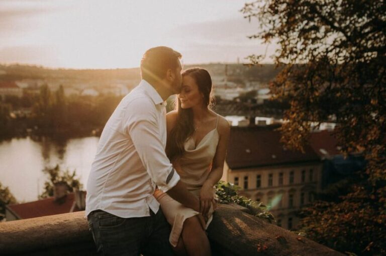 Portraits in Prague: Private Vacation Photographer Tour - Analyzing the Experience