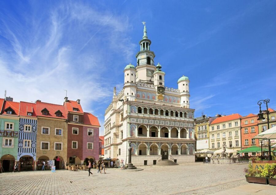 Poznan: Old Town, Srodka District, & Cathedral Private Tour - Exploring the Itinerary: What to Expect