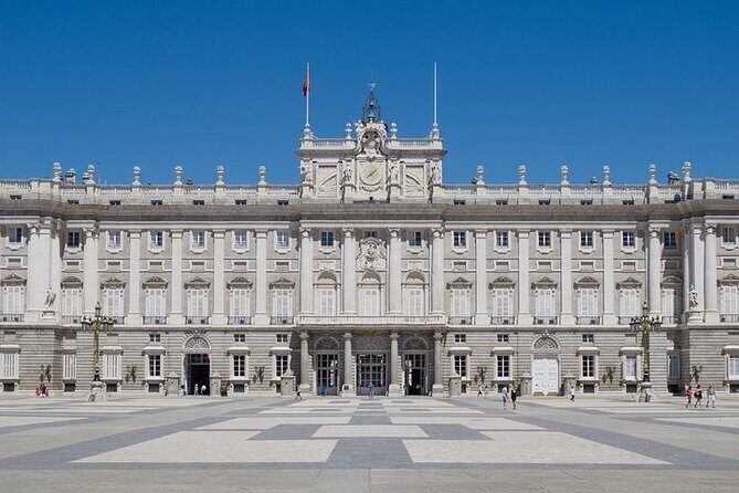 Prado Museum & Royal Palace: Madrid Guided Tour in English - Who Should Consider This Tour?