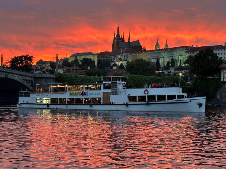 Prague: 2-Hour Historic Boat Cruise with Delicious Lunch - Is It Worth the Price?