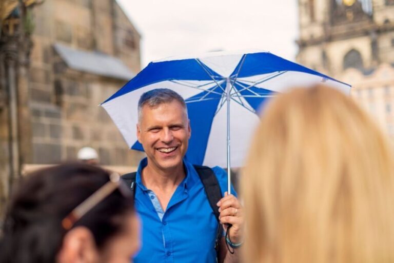 Prague: 6-Hour Tour with River Boat Cruise and Lunch - Why This Tour Works