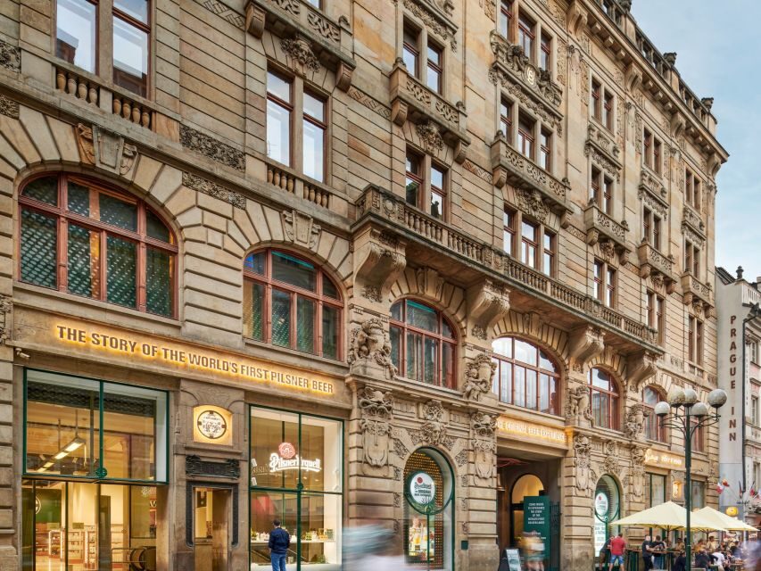 Prague: Beer Pouring Class at Pilsner Urquell Experience - What to Expect from the Pilsner Urquell Beer Pouring Class