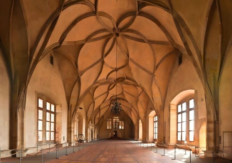 Prague Castle: Royal Palace, Cathedral, and Golden Lane Tour - The Practical Side: Price, Duration, and Accessibility