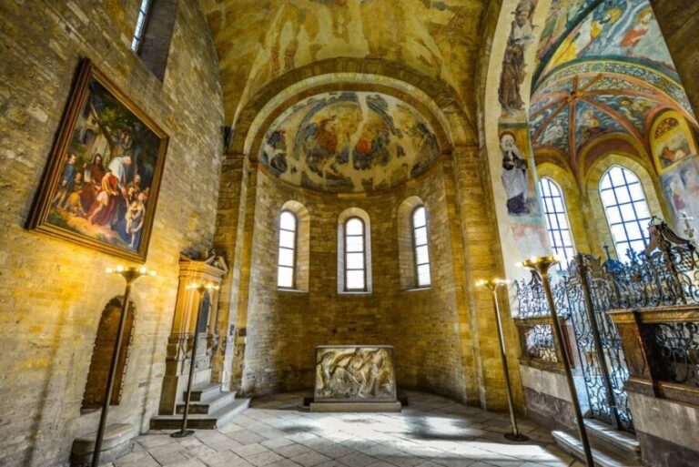 Prague Castle Tour With Tickets - What the Tour Includes and How It’s Structured