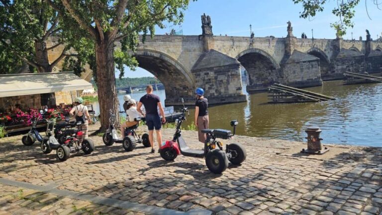 Prague: Castle Viewpoints & Charles Bridge Trike Tour - What to Expect on the Tour