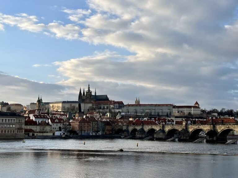 Prague: City Tour - The Walk Through Prague Castle Area