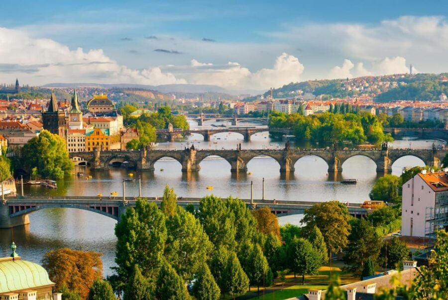 Prague: Insta-Perfect Walk with a Local - Who Is This Tour Best For?