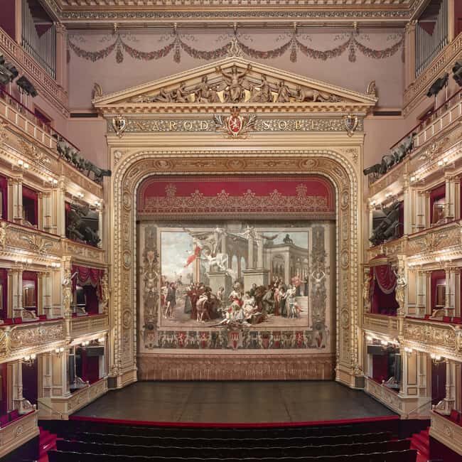 Prague: National Theater Private Tour with Limousine - Is This Tour Worth It?