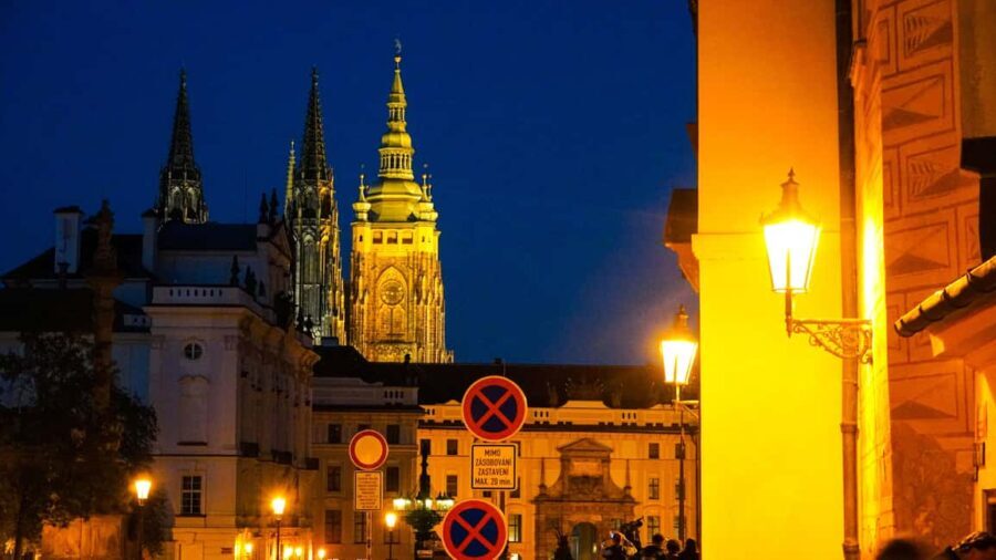 Prague: Nový Svt and Malá Strana Night Walking Tour - Who Is This Tour Best For?