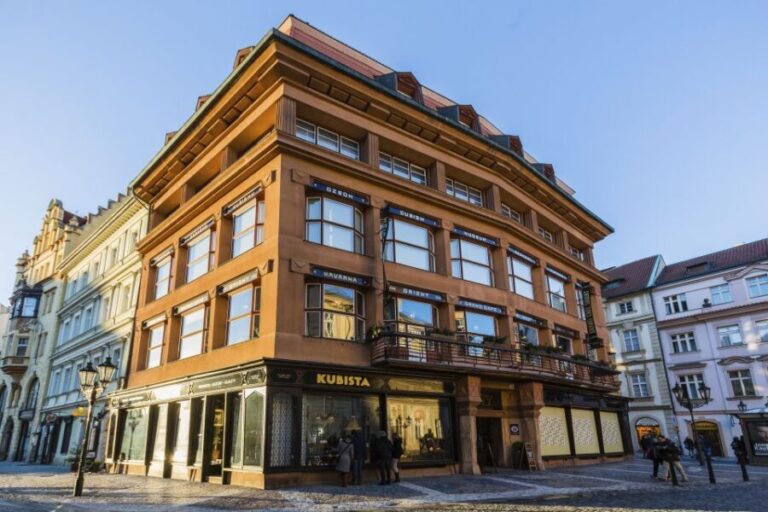 Prague: Old Town and Jewish Quarter 2-Hour Walking Tour - Why This Tour Works