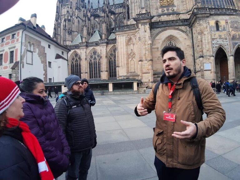 Prague: Old Town and Jewish Quarter Walking Tour - What to Expect: The Detailed Itinerary