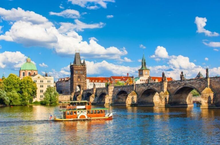 Prague Old Town Family Tour, Attractions, Royal Castle - The Value Proposition