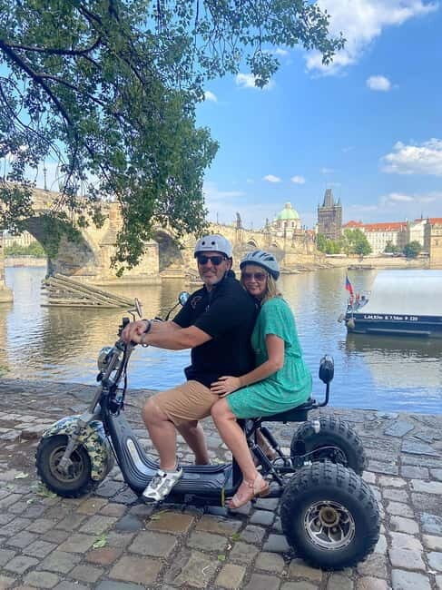 Prague: Panoramic Viewpoints Guided Electric Tricycle Tour - Detailed Breakdown of the Itinerary