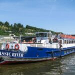 Prague: Panoramic Vltava River Cruise - The Interior & Amenities