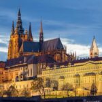 Prague: Prague Castle Skip-the-Line Ticket with Audioguide - How the Audioguide Works