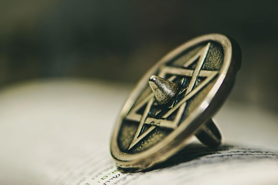 Prague: Prague Synagogues & the Jewish Cemetery Guided Tour - Practical Aspects & Value