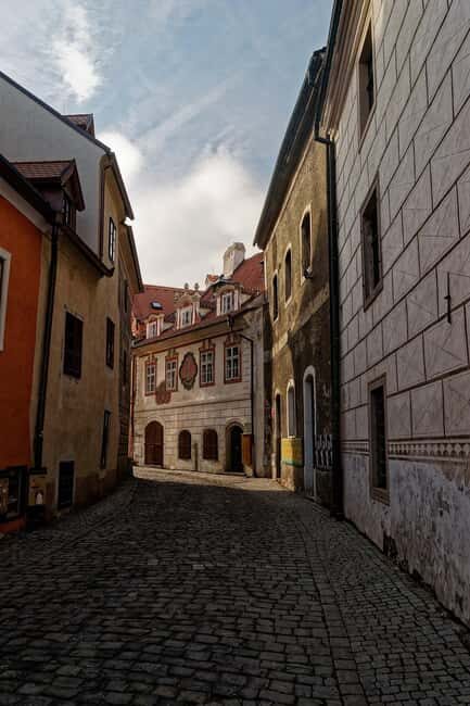 Prague: to Passau with walking Guided Tour in eský Krumlov - A Closer Look at the Itinerary