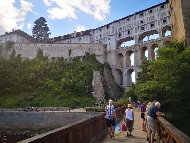 Prague: Transfer to Vienna via fabulous Cesky Krumlov - Discovering Cesky Krumlov