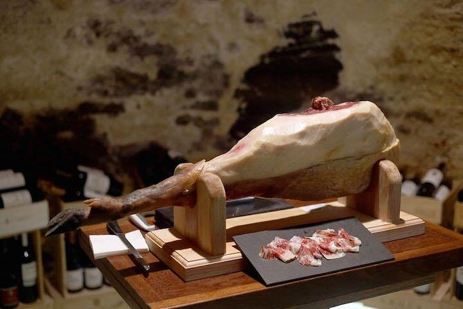 Premium Lisbon Wine and Tapas Tasting - Deep Dive: The Experience Itself