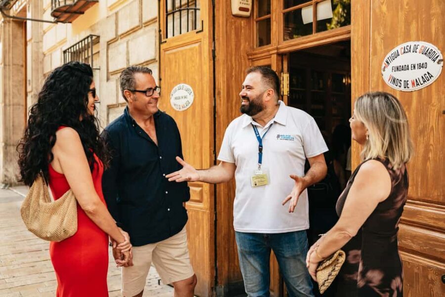 PREMIUM TAPAS TOUR: Tapas, Paella and Winery - The Food, the Wines, and the Atmosphere