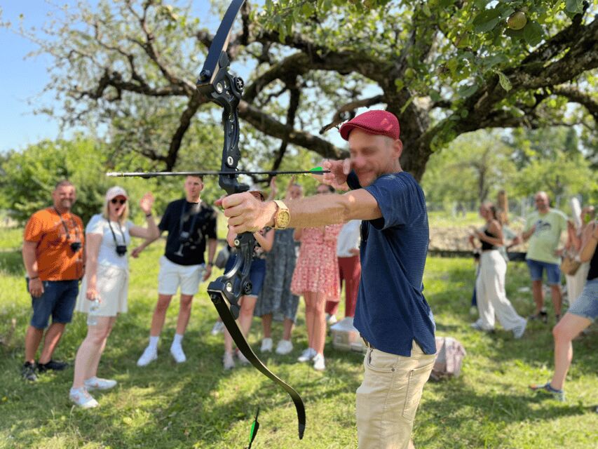 Premium wine hike Stuttgart with games and winemaker's snack - The Value of the Experience