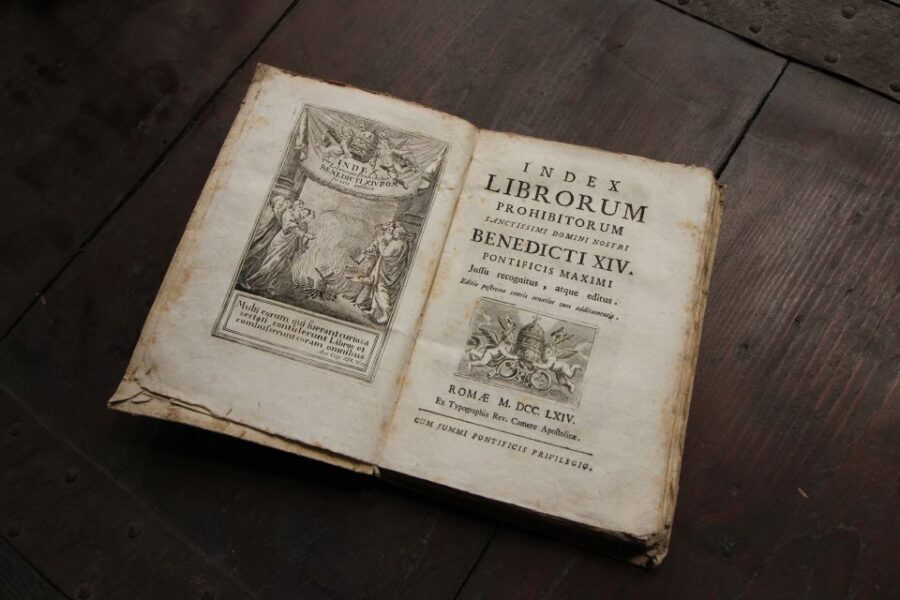 Prisons' Palace: Maleficia, Inquistion torture tools - Practical Details