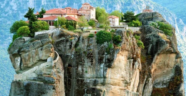 Private 2-Day Tour to Delphi & Meteora from Athens - The Journey to Delphi and Arachova