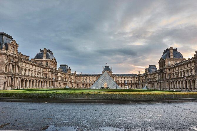 Private 3-hour tour in Louvre Museum with official tour guide - The Bottom Line: Who Is This Tour Best For?