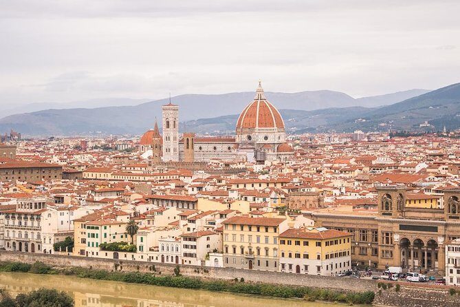 Private 3-Hour Walking Tour of Florence with private official tour guide - Authentic Perspectives from Travelers