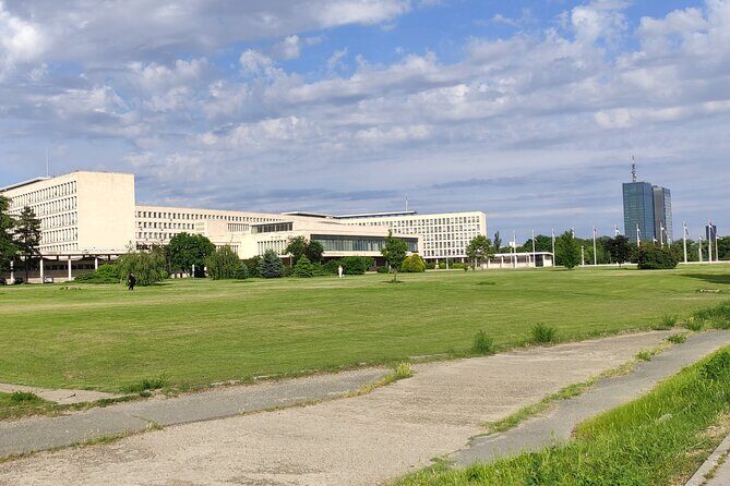 Private 4 Hours Space Architecture Tour in Belgrade - Who Will Enjoy This Tour?