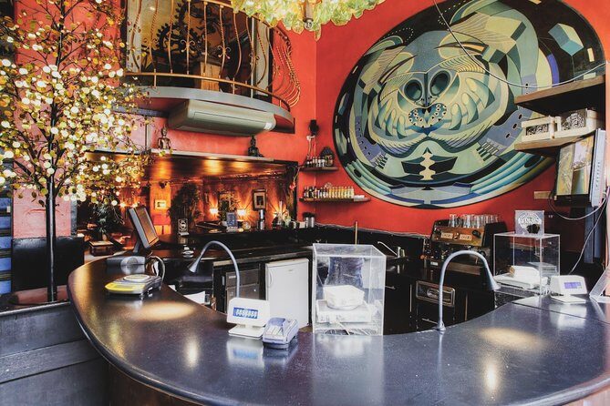 Private Amsterdam Red Light District and Coffee Shop Tour with Expert Guide - FAQ