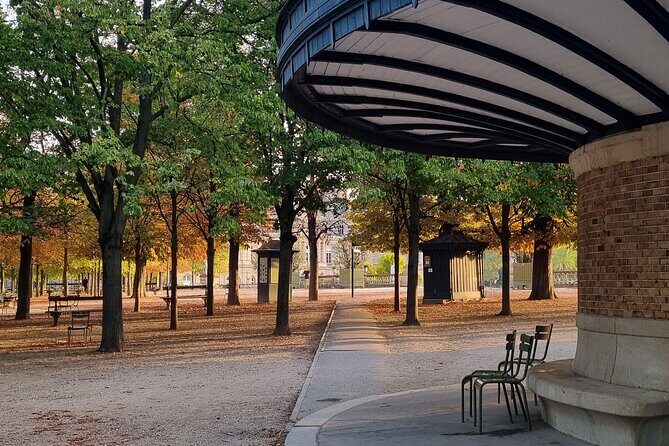 Private and secret tour of Saint-Germain-des-Prés - FAQs