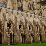 Private Archaeologist Guided Tour Stonehenge, Salisbury & Avebury - Analyzing the Value