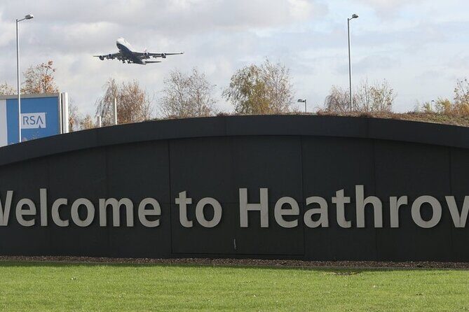Private Arrival or Departure Transfer: London Heathrow Airport to Central London - Punctuality and Reliability
