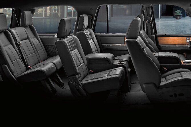 Private Arrival Transfer: Buffalo Niagara Airport to Niagara Falls, Ontario - How the Experience Looks in Practice