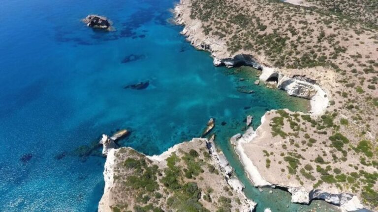 Private Boat Tour at your Top 4 beaches in Milos - What’s in the Package