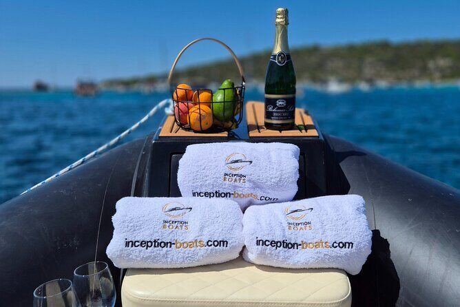 Private boat tour Blue Lagoon and 3 Islands from Trogir or Split - The Vibe and the Crew