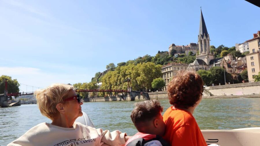 Private boat tour in Lyon city center with skipper - What Does the Tour Include?