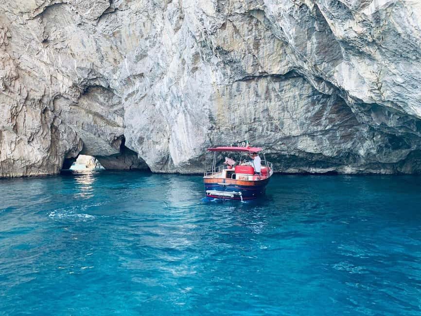 Private Boat tour of one day on a Private Apreamare 10 - FAQ